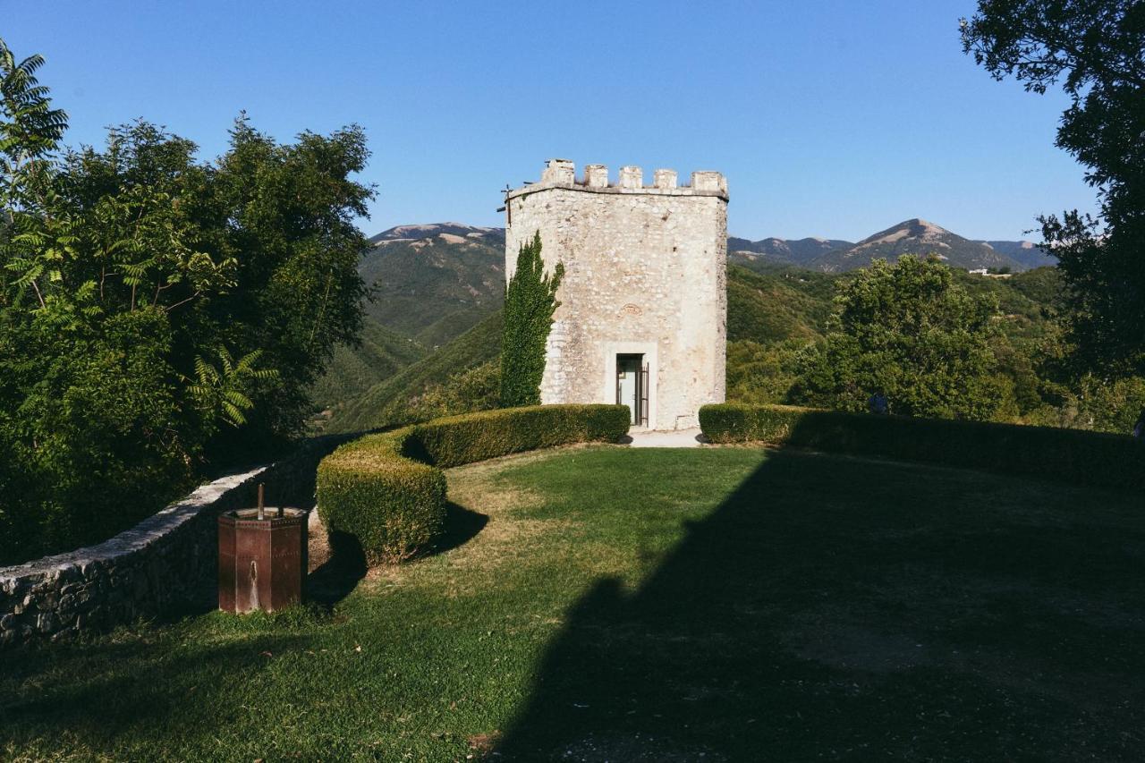 Albergo Diffuso Crispolti Labro エクステリア 写真