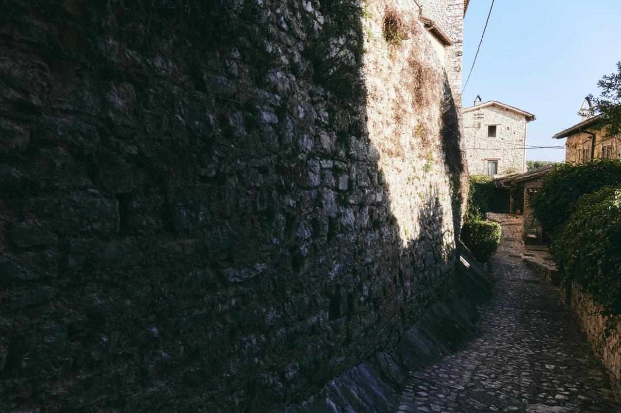 Albergo Diffuso Crispolti Labro エクステリア 写真