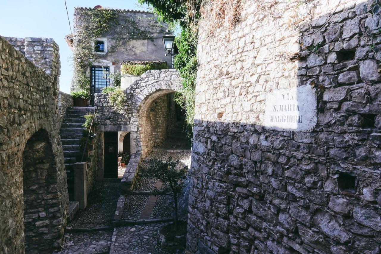 Albergo Diffuso Crispolti Labro エクステリア 写真