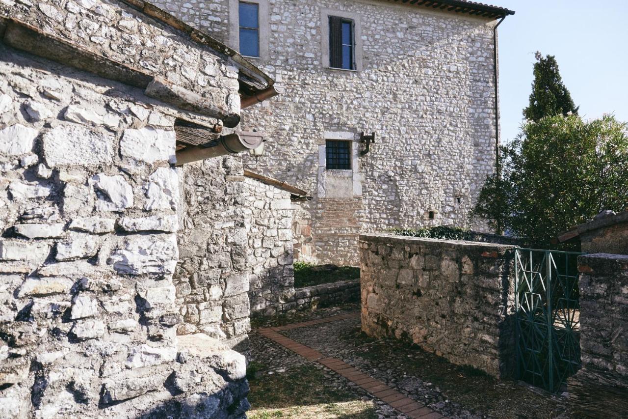 Albergo Diffuso Crispolti Labro エクステリア 写真