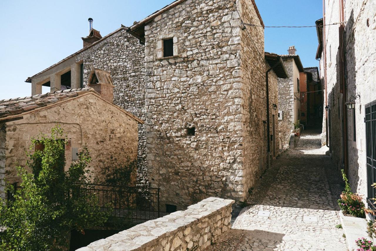 Albergo Diffuso Crispolti Labro エクステリア 写真