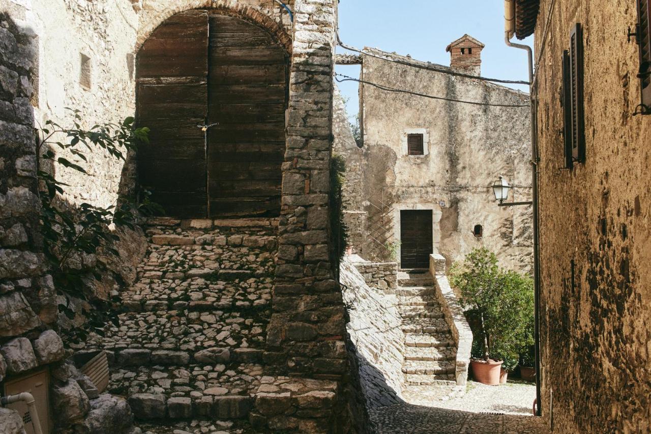Albergo Diffuso Crispolti Labro エクステリア 写真