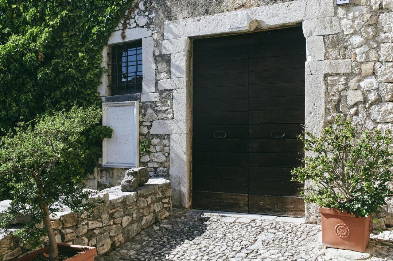Albergo Diffuso Crispolti Labro エクステリア 写真