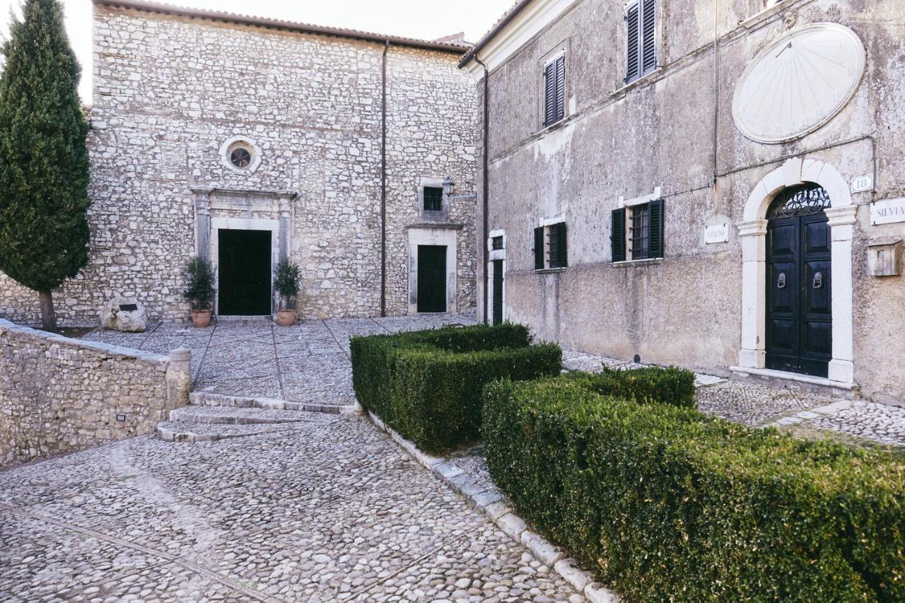 Albergo Diffuso Crispolti Labro エクステリア 写真