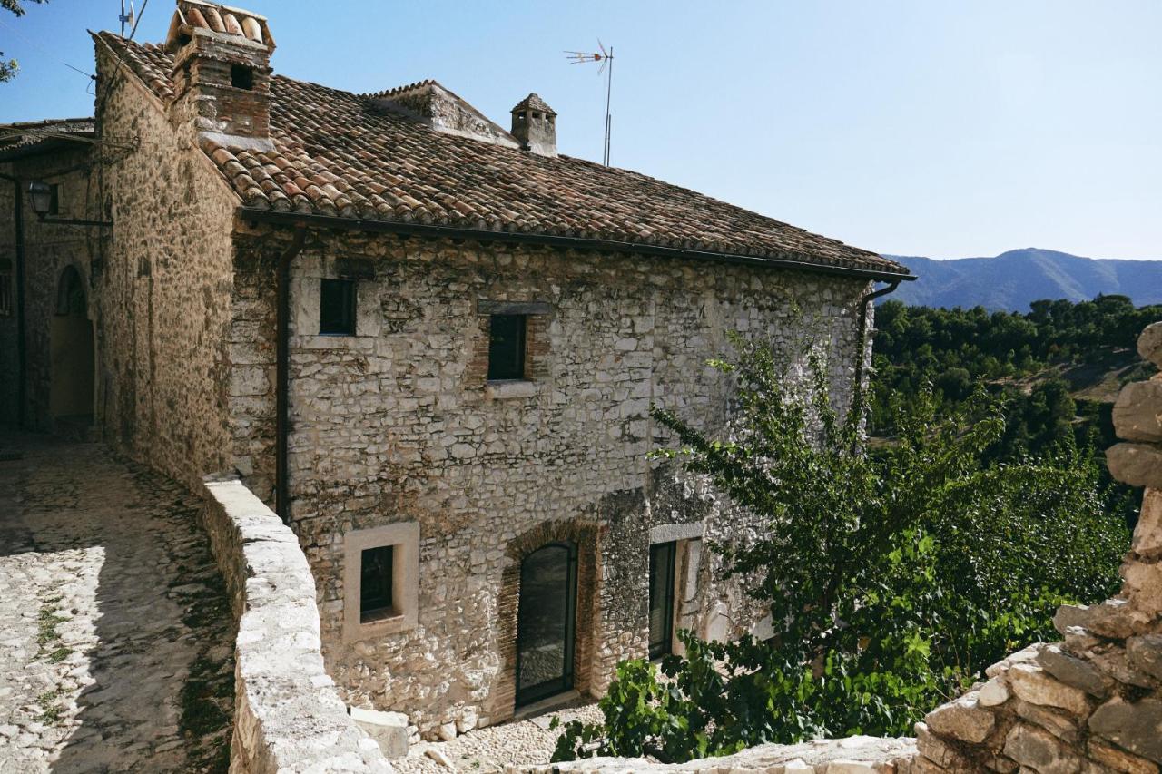 Albergo Diffuso Crispolti Labro エクステリア 写真